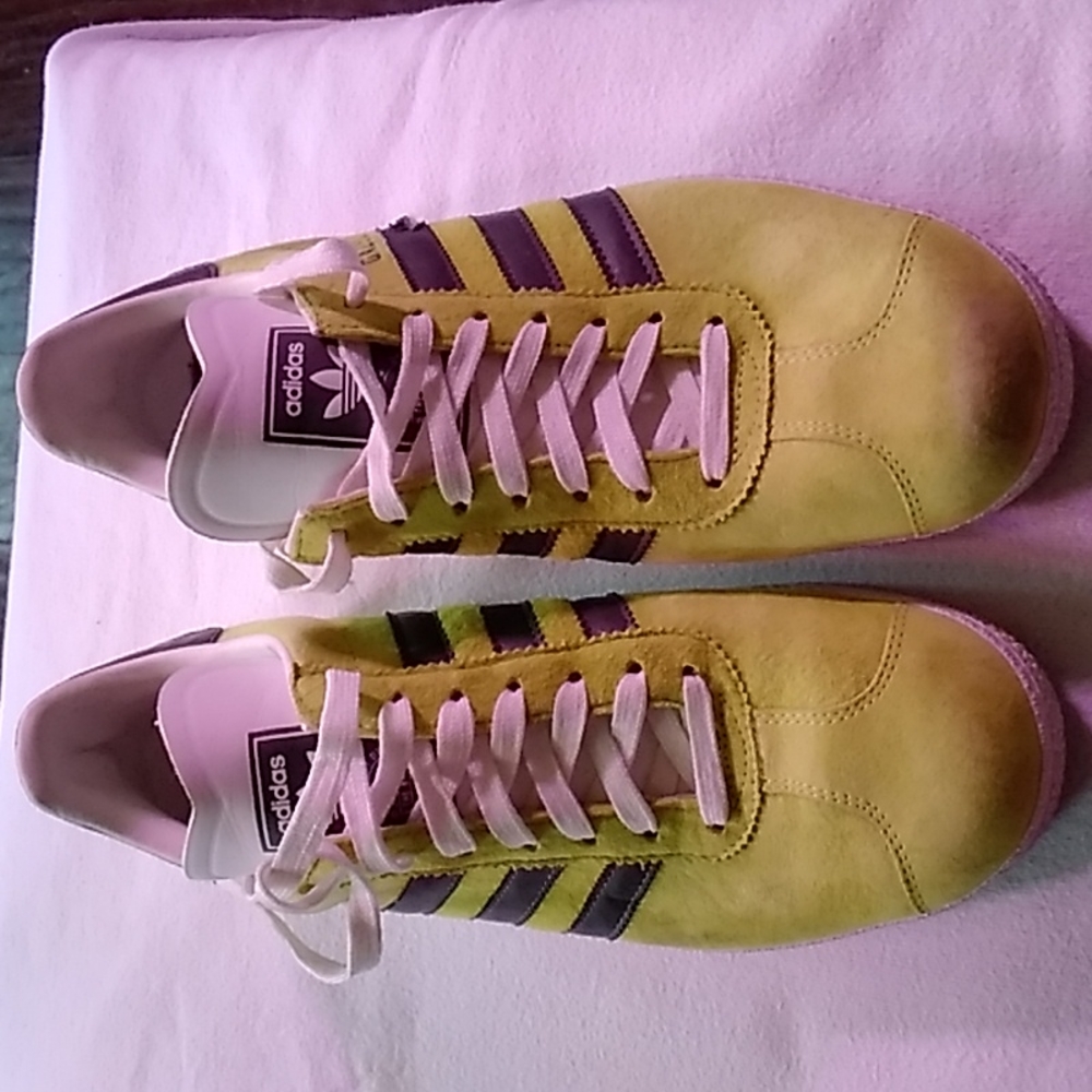 Men's shoes